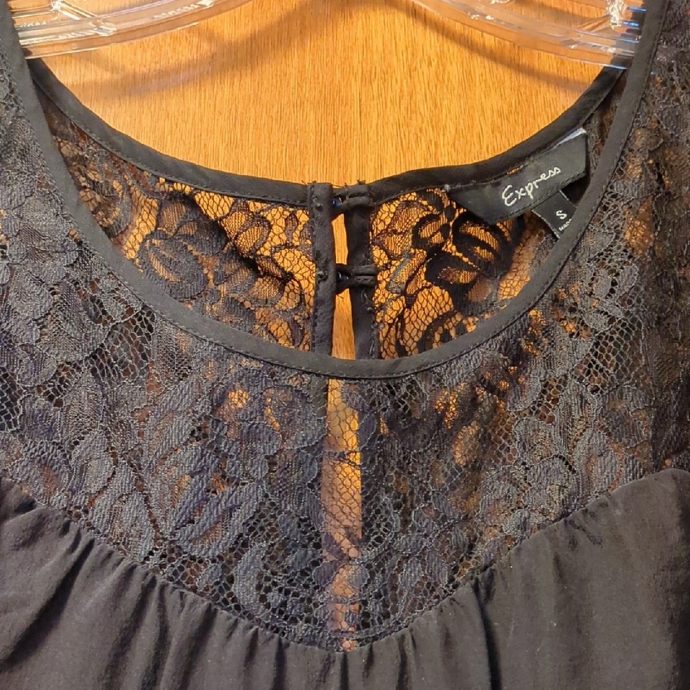 Express Black Ruffle Lace Blouse - Picture 3 of 6